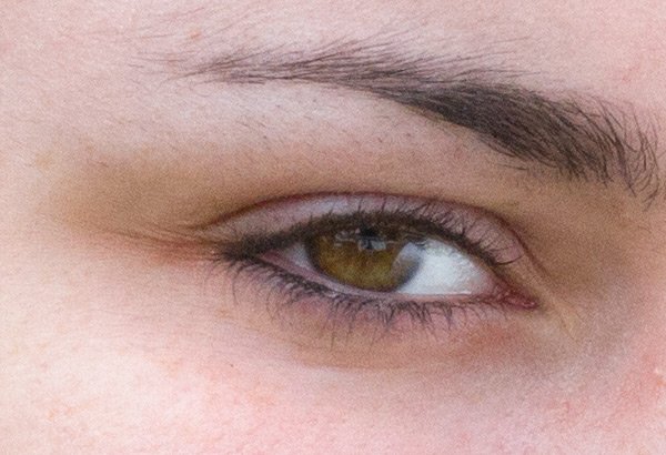 ISO1600 portrait detail 600