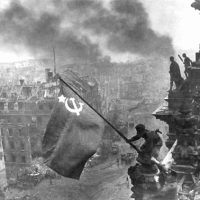 Iconic ‘Flag Over Reichstag’ Leica to go Under the Hammer