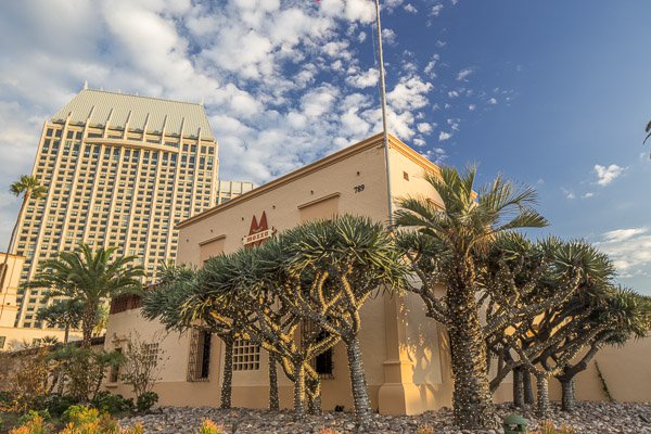 Pizzeria Mozza San Diego, architecture photography, keystoning, hacking photography