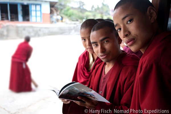 DPS _Eye contact-.jpg DPS Eye contact