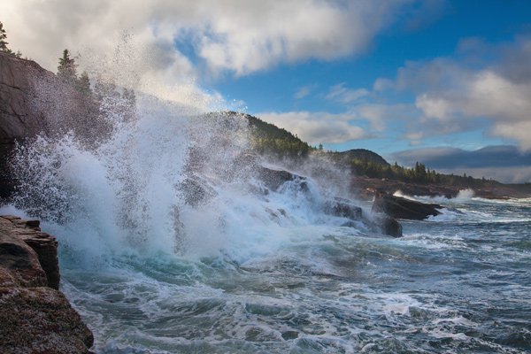 Picture10-CrashingWave.jpg Picture10 CrashingWave