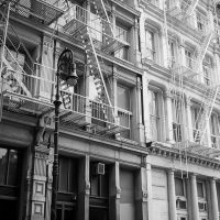 Why Prime Lenses are Better Than Zooms