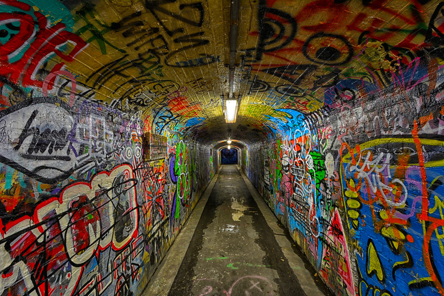 Photograph graffiti tunnel 02 by Paul Hinderer on 500px