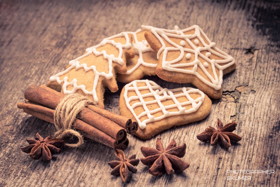 Photograph Christmas gingerbread cookies by Sergey Kumer on 500px