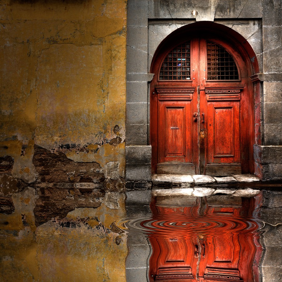 Photograph Reflections in the street by Edgar Monzón on 500px