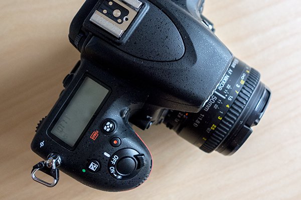 Grip-on-the-Nikon-D750