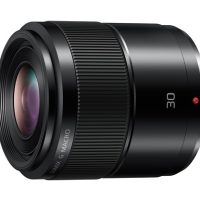 Panasonic introduces Lumix G 30mm macro and new 42.5mm portrait prime