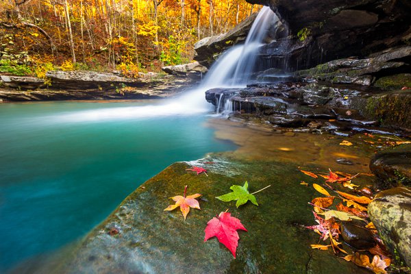 I used my Formatt-Hitech 105mm Circular Polarizer for this shot as well to remove the glare from the rocks in the foreground. 