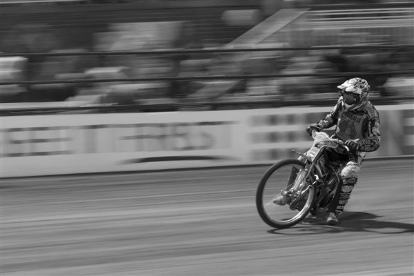 shooting-fast-action-04.jpg Shooting fast action 04