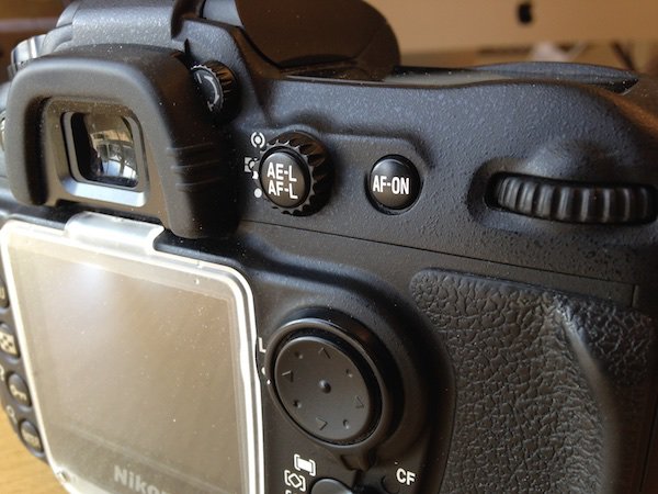 NikonD200BackButton