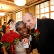 Nikon to offer free newlywed portraits at New York’s City Hall next week