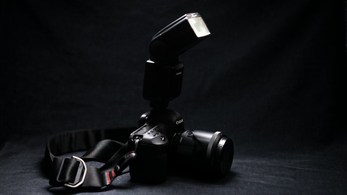 Simon_Pollock_Voeloon_V56_Flash_Review
