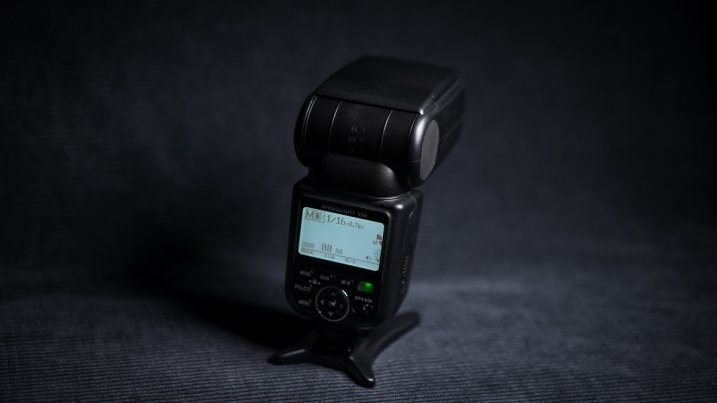 Voeloon_Simon_Pollock_Gtvone_Flash_Review_dPS