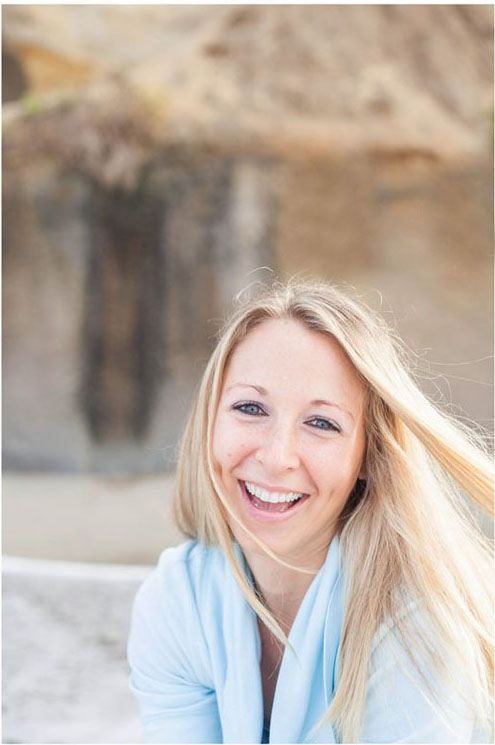 HeadshotPose18
