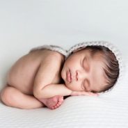 How to Make a DIY Newborn Photography Background Stand