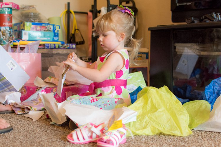 photography-etiquette-tips-birthday