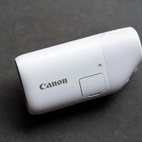 Hands-on with the the Canon PowerShot Zoom
