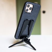 Mobile by Peak Design is a new line of smartphone cases and accessories with unique ‘SlimLock’ design