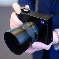 Report: Zeiss’ full-frame Android-powered ZX1 camera to be released on October 29, cost $6K