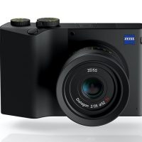 Zeiss’ 37MP Lightroom-capable, full-frame ZX1 camera is here — and it costs $6K