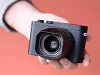 Hands on: Leica Q2 Monochrom