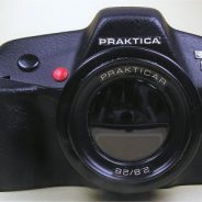 Film Fridays: The Space Age-looking East German autofocus SLR that nearly was