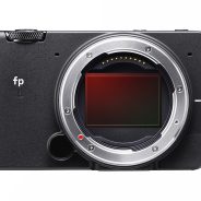 Sigma’s new 61MP fp L adds more resolution and optional EVF to original fp