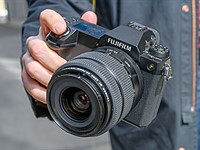 Hands-on with the Fujifilm GFX 50S II and GF 35-70mm lens