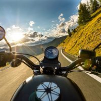 PSA: Apple warns that high-powered motorcycles can damage autofocus, image stabilization in iPhones