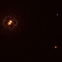 Astronomers use ESO’s ‘Very Large Telescope’ to identify a new exoplanet that defies expectations