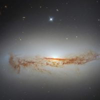 Hubble captures a galaxy with an active black hole