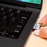 These JetDrive Lite 330 SD cards give your new Apple M1 MacBook Pro models ‘hidden’ storage